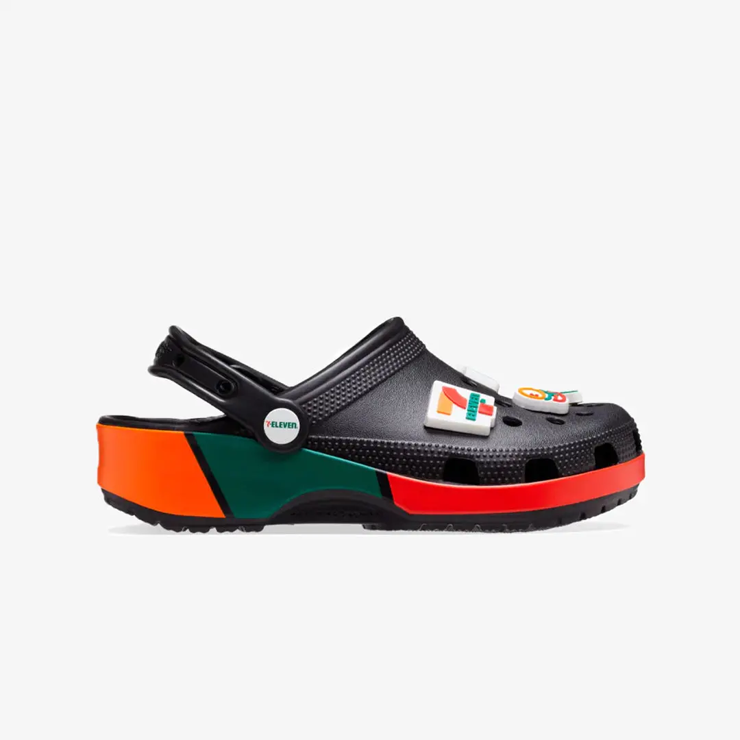 Crocs | Classic Clog 7  { Eleven Black 1